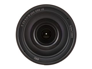 Обектив Sony SEL 18-200mm f/3.5-6.3 OSS LE