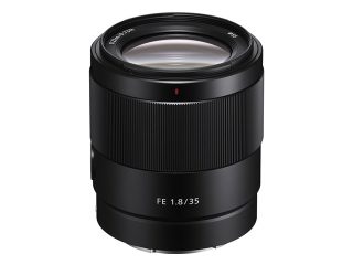Обектив Sony FE 35mm f/1.8