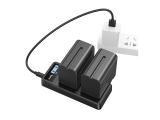 Комплект зарядно и две батерии SmallRig 3823 еквивалент на Sony NP-F970