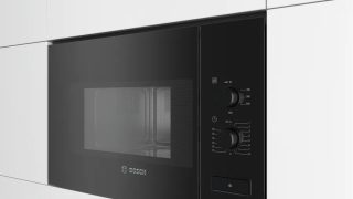 Bosch BFL520MB0 SER4; Микровълнова фурна за вграждане, 800 W, 20 l, лява панта, неръждаема стомана