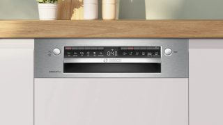 BOSCH SPI1HMS49E съдомиялна за вграждане 45 cm, E, 9,5 литра, 10 комплекта, 6п/5о, 44dB(B), 3-то чекмедже, Rackmatic, HC