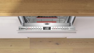 Bosch SPV4EMX17E, SER4, Съдомиялна напълно вградена 45 см, B, EfficientDry, 8,7 л, 10 комплекта, 6 програми/5 опции, 44 dB(C), Silence 43 dB, 3-то чекмедже, Rackmatic, HC