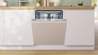 Bosch SMH4HVX14E, вграждаем съдомиялна, C, Polinox, 9,0л, 14 комплекта, 6p/5o, 46dB(C), Silence 45dB, трето чекмедже, VarioHinge+, Rackmatic, HC