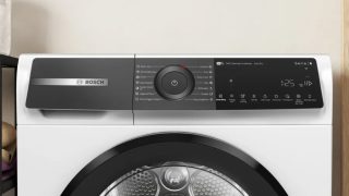 Bosch WQH245B6BY SER6 Сушилня с термопомпа, 9 kg, A+++/C / B конденз., 61 dB, SelfCleaning кондензатор, дренажен комплект, вътрешno осветление, HC, Touch DirectSelect дисплей, черно-черно-сива врата