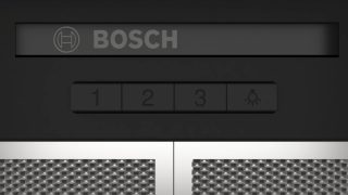 Bosch DBB63BC60 Аспиратор, вграден, 60 см, макс. 384 м³/ч, 65 dB, 3 скорости, енергиен клас E, ефективност на мазнините 89,3% (B), контрол с бутони, матово черен