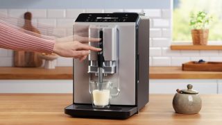 Bosch TIE20301, SER2, Автоматична кафемашина, VeroCafe, 1300 W, 1.4 л, 15 bar, функция OneTouch, MilkMagic Pro, Silk Silver
